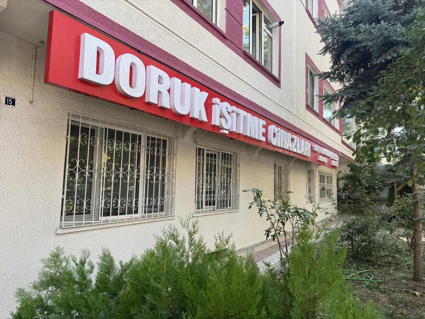 Doruk İşitme Cihazları Tandoğan Şubesi dış cephesi